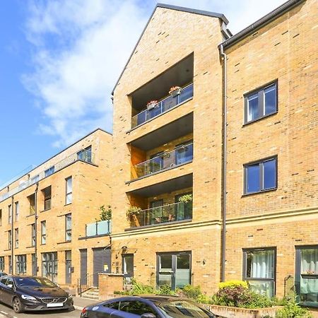 Idyllic Thames Riverside Apartment With Free Parking Isleworth Luaran gambar